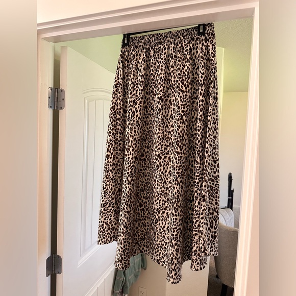 High waisted skirts - Picture 3 of 10